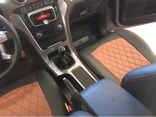 Авточехлы на Ford Mondeo 4