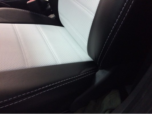 Авточехлы на Lada Granta