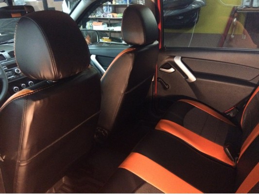 Авточехлы на Lada Kalina 2