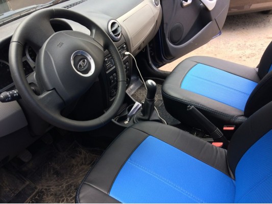 Авточехлы на Lada Largus