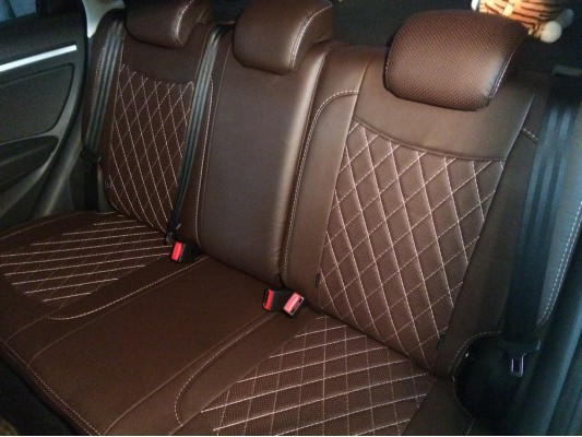 Авточехлы на Lada Vesta