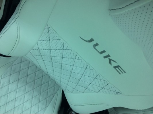 Авточехлы на Nissan Juke