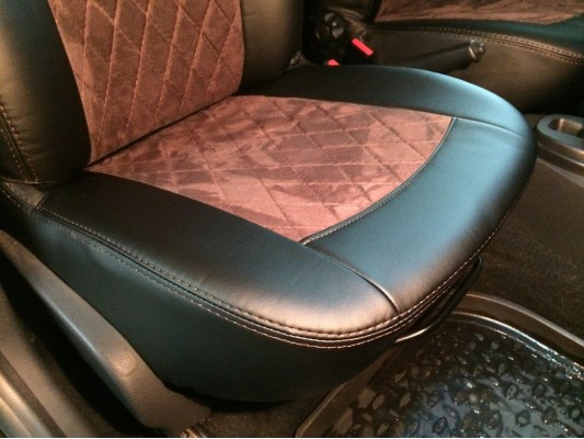 Авточехлы на Renault Duster