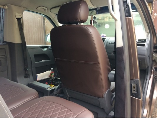 Авточехлы на Volkswagen Caravelle T5